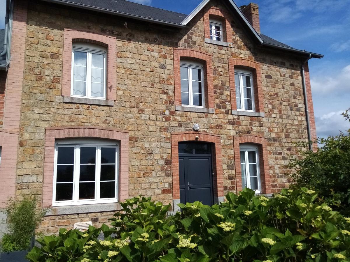 Maison De Charme Baie Du Mont Saint Michel Montviron Εξωτερικό φωτογραφία